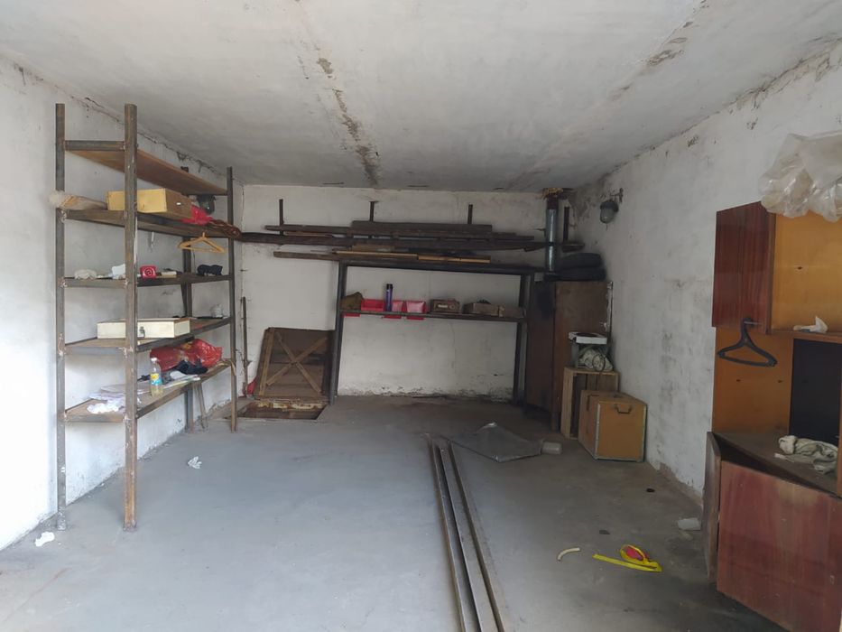 Продам гараж с погребом в Сортировке