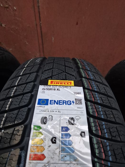 DOT: 3325 Pirelli Winter Sottozero 3 235/55/R18 XL 104H