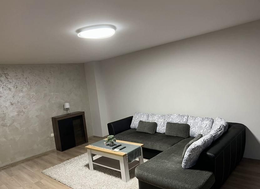 Дава се под наем Тристаен апартамент в Пловдив, Южен - 148 кв.м за 600 € - Снимка #1