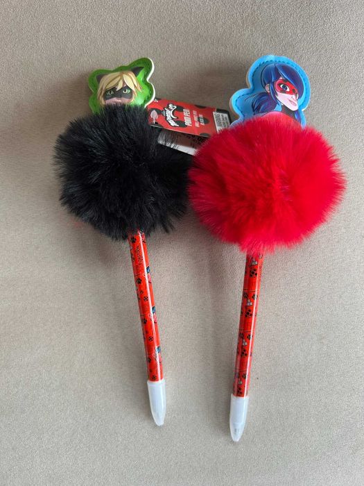 Miraculous Ladybug Калинката/Черния Котарак помагала за ученици