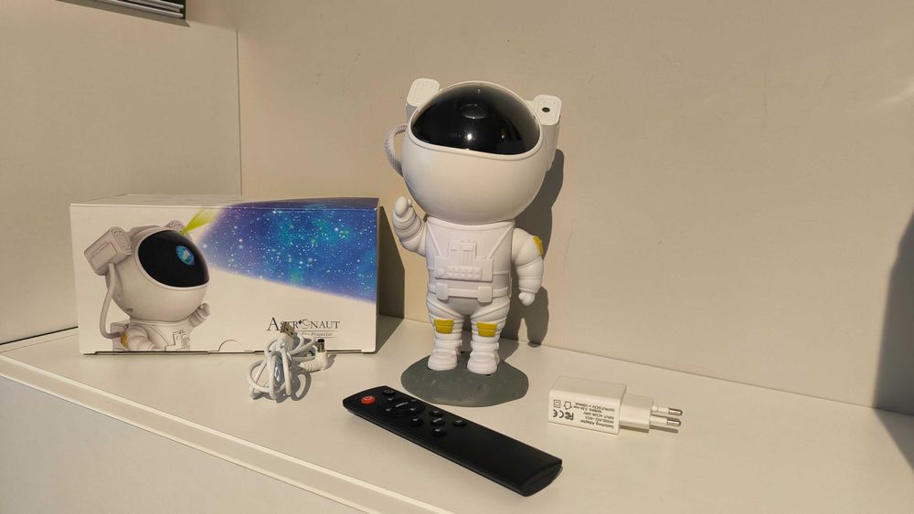 Проектор космонавт RobiStar с интерактивни прожекции
