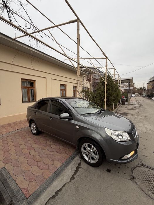 Nexia 3  2017 avtomat