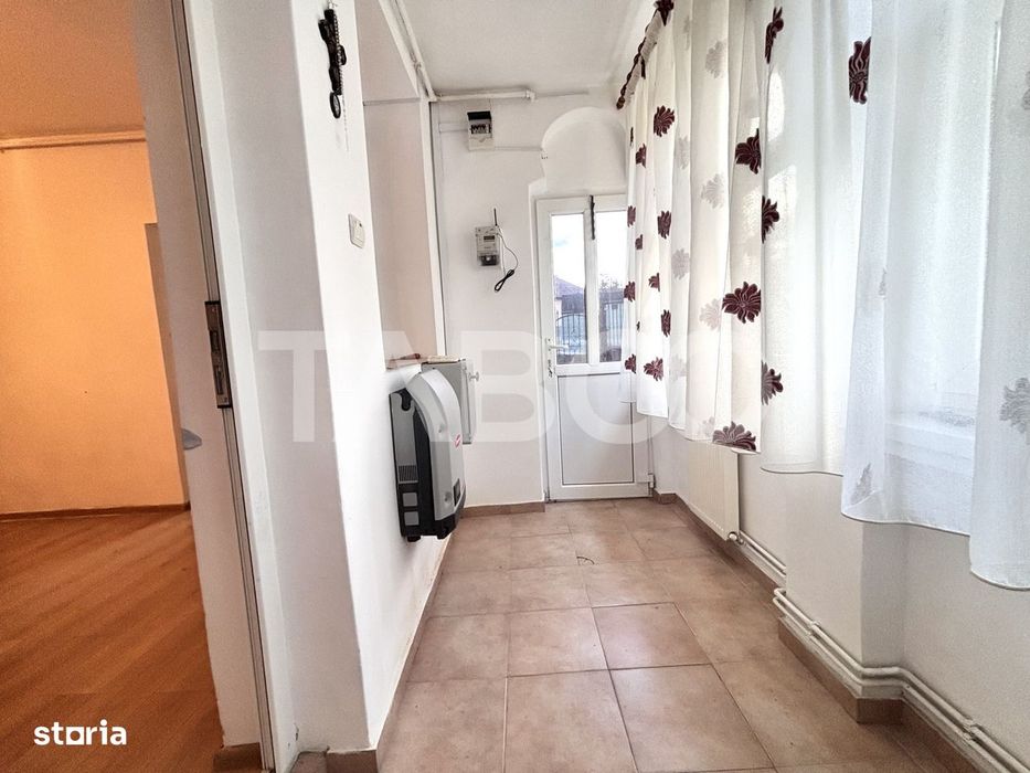 Casa individuala de vanzare cu teren de 929 mp front de 44 ml Someseni