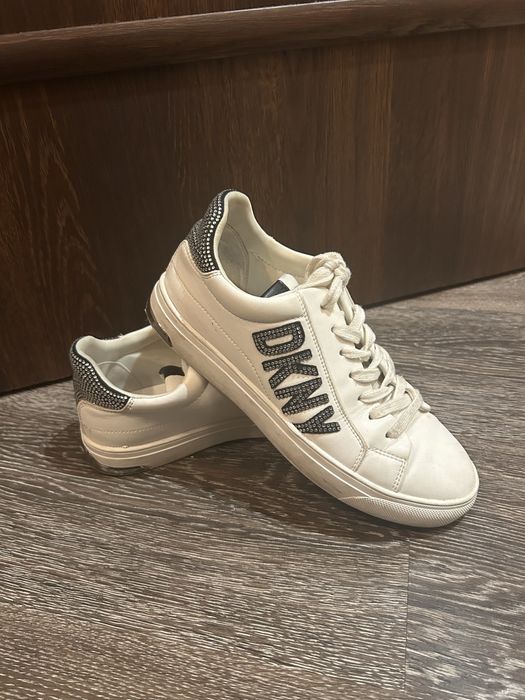 Дамски кецове DKNY