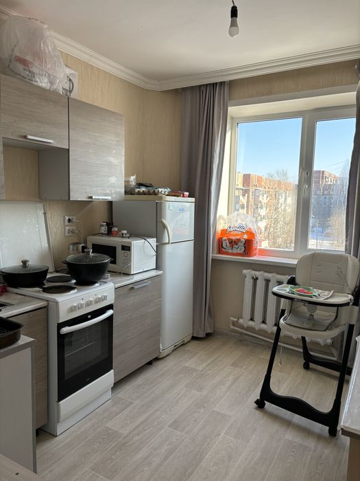 Продается 2 комн квартира