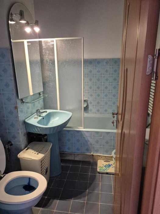 Apartament 4 camere de vanzare, Pitești AG