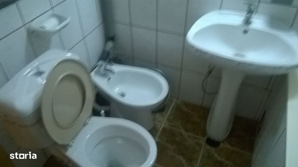 Apartament 4 camere C.Nationala-Bazar