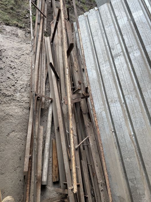 Металл для стррйки