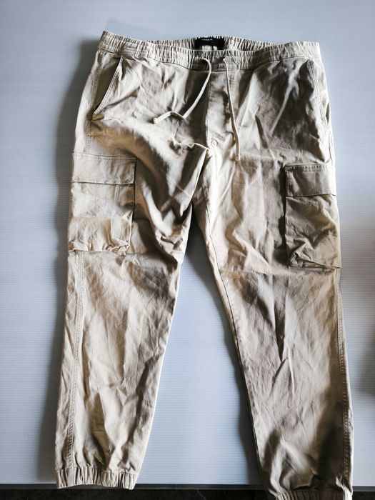 Pantaloni Pull & Bear