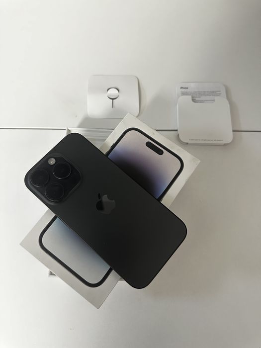 Продам айфон 15 про 128 гб