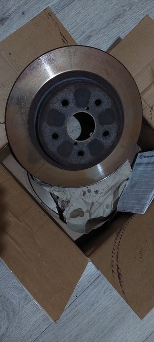 Продам! Тормозные диски SUBARU