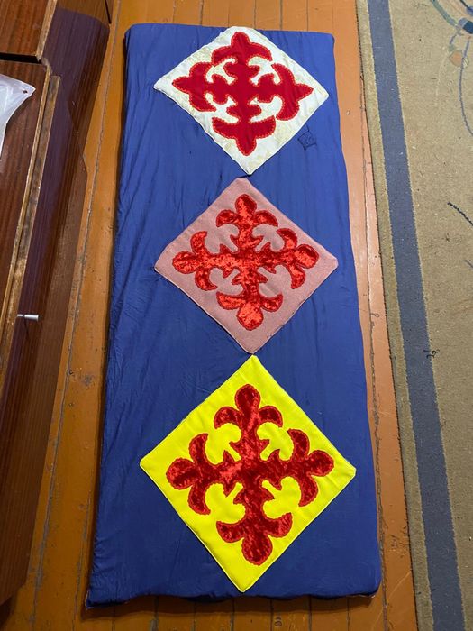 Продам корпешки большие