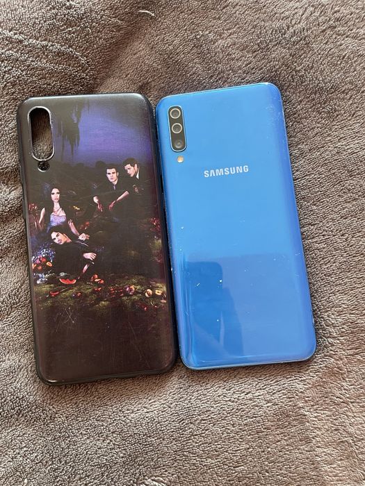Продавам Samsung Galaxy A50