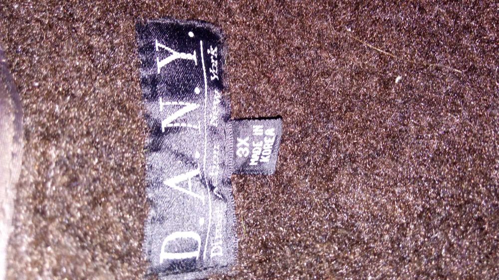 Теплая кожанная куртка.