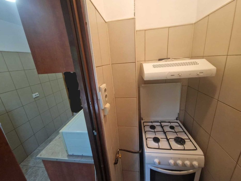 Garsoniera de inchiriat. Lacul Tei, 3 min. parcul Circului, Str. Zambilelor