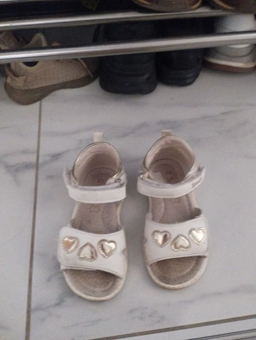 Сандали детские 25 размер