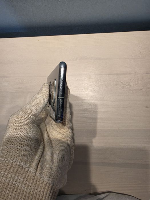 Samsung S10e 6/128гб