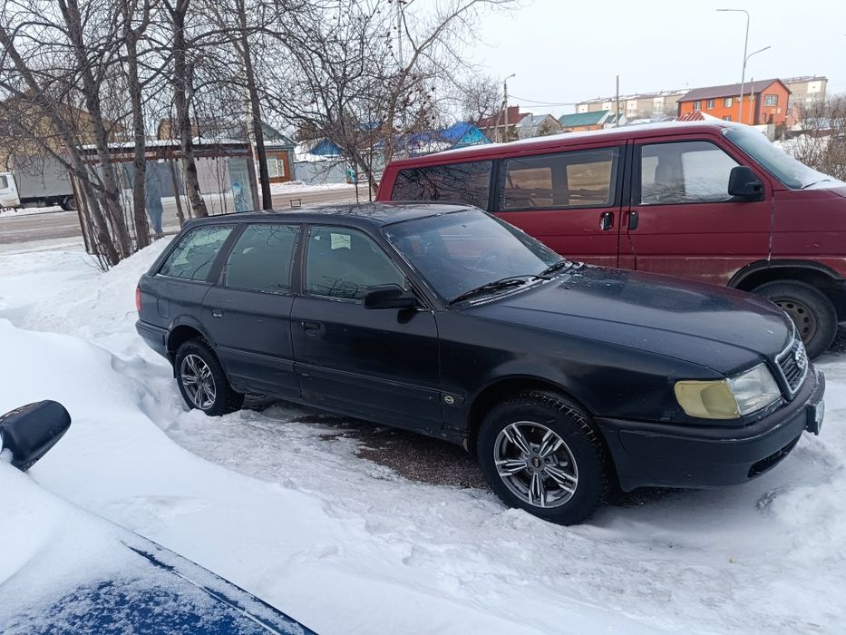 Продам автомобиль Ауди 100(Audi)