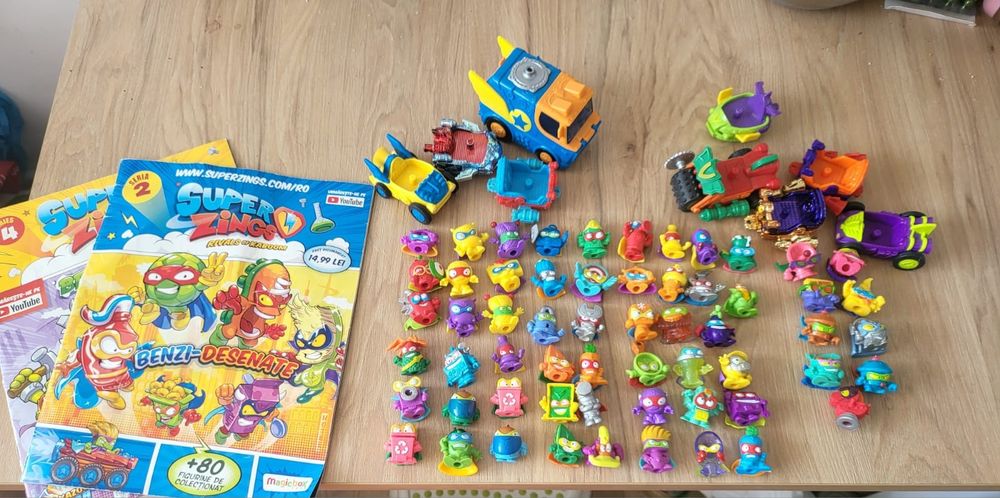 Superzings lot 40 figurine, 10 masinute si 2 reviste