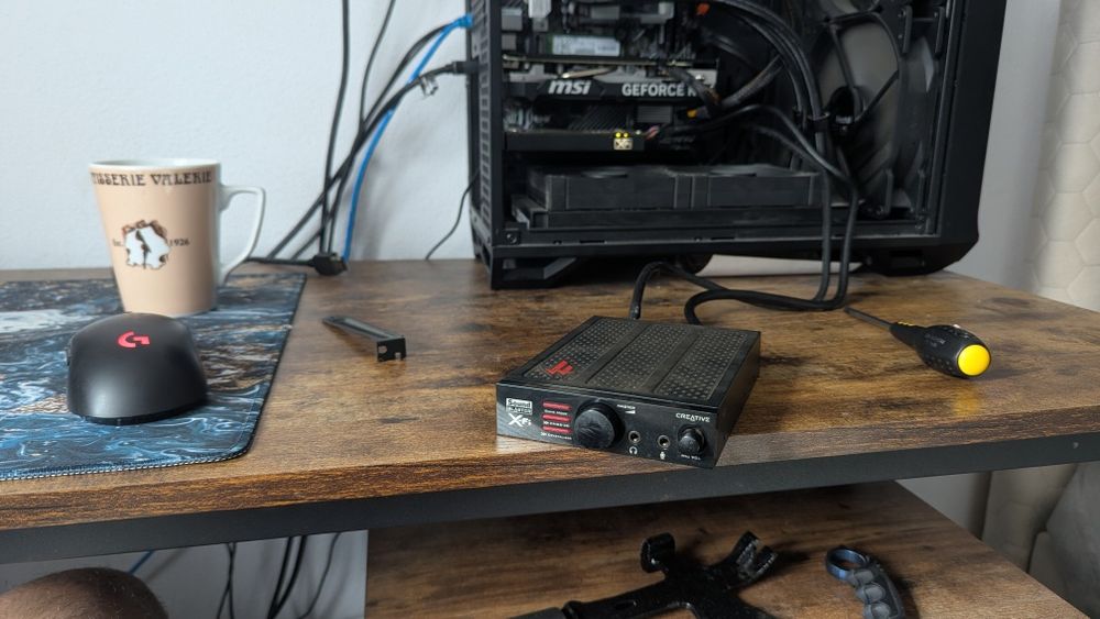 Placă de sunet SoundBlaster X-FI Titanium (SB0880) cu modulul frontal