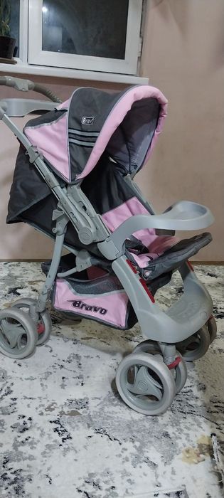 Продается детская коляска и авто кресло