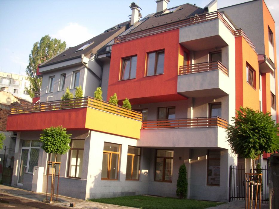 офис в кв. Хаджи Димитър - 590 Евро