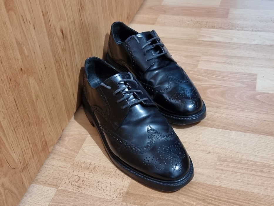 Pantofi piele lucioasa BROGUE - negru barbati - cu talpa inalta