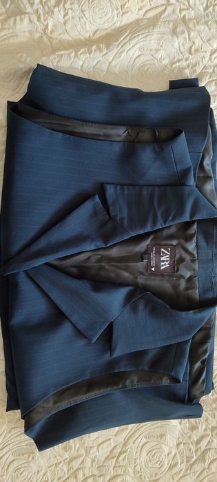 Дамски костюм Zara