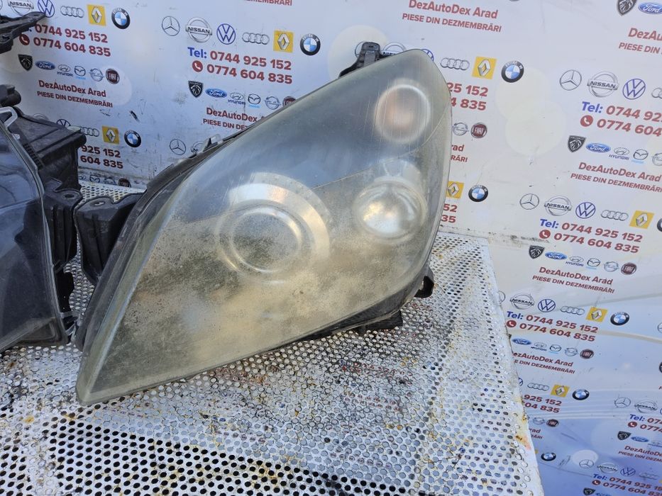 Far xenon Opel Astra H faruri stânga dreapta xenon cu module complete