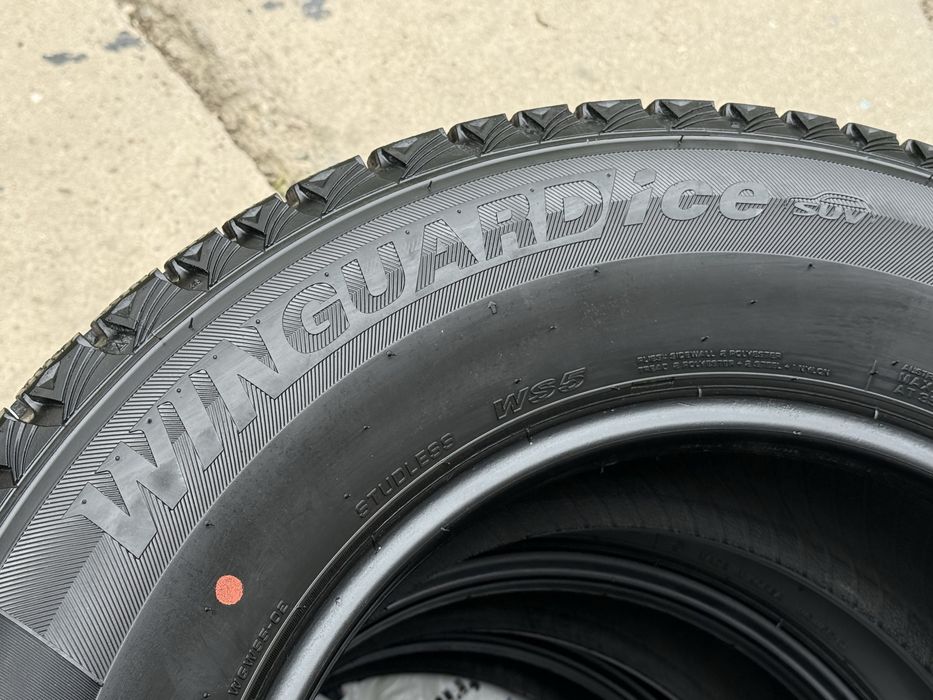 265|65 R17. Nexen WinGuard Ice.