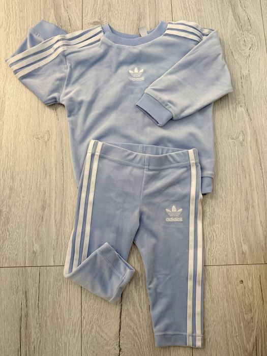 Бебешки комплект Adidas
