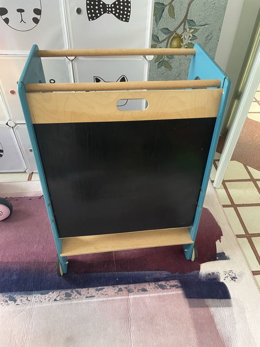 Learning tower montessori ajustabil, cu tablita de colorat