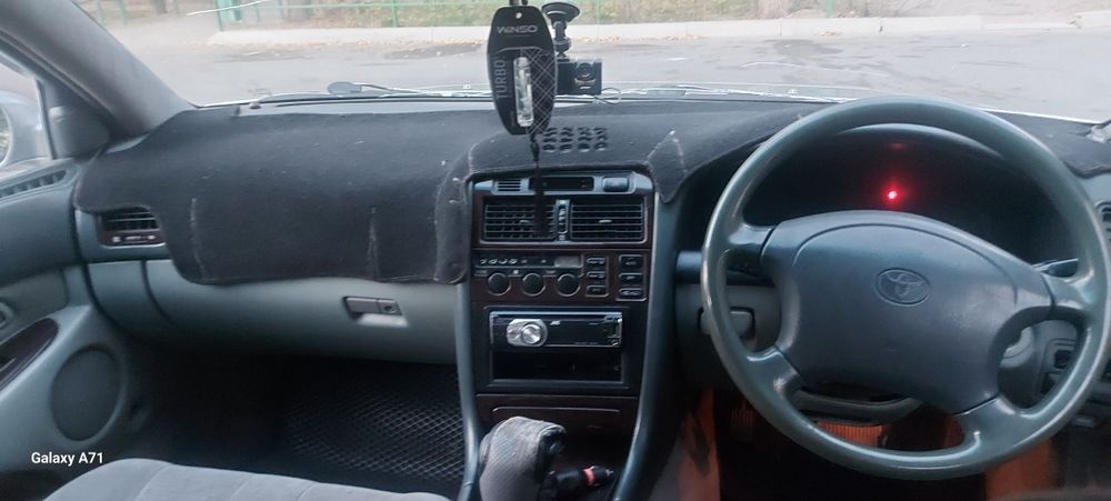 Тоиота аристо1994