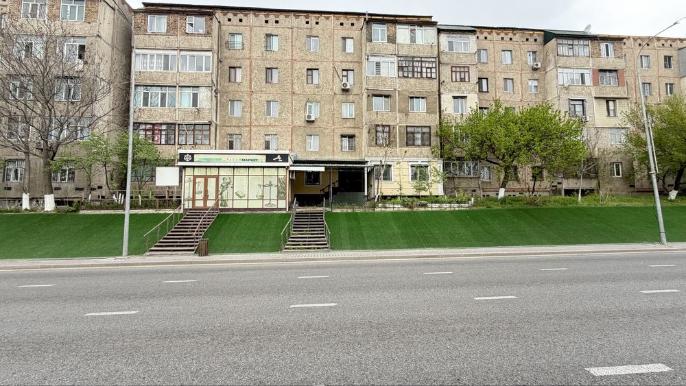 Салон кросаты офис Кунаева первая линия