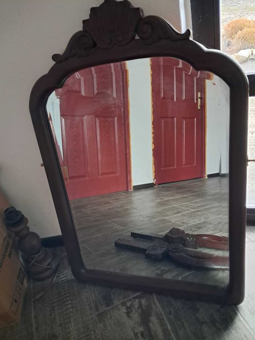 oglinda cu rama din lemn masiv ,vintage