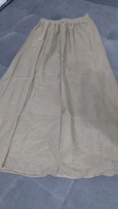 Абсолютно новые юбки длинные