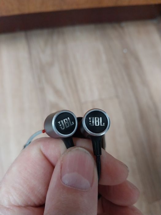 Наушники ОРРО и JBL вакуумные