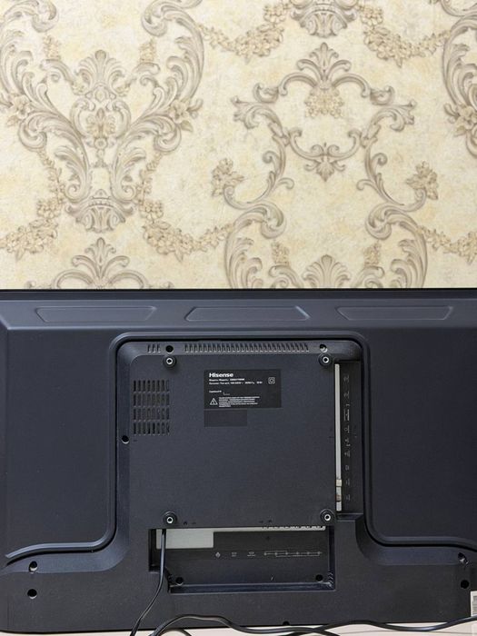 Продам телевизор Hisense 32N2170HW