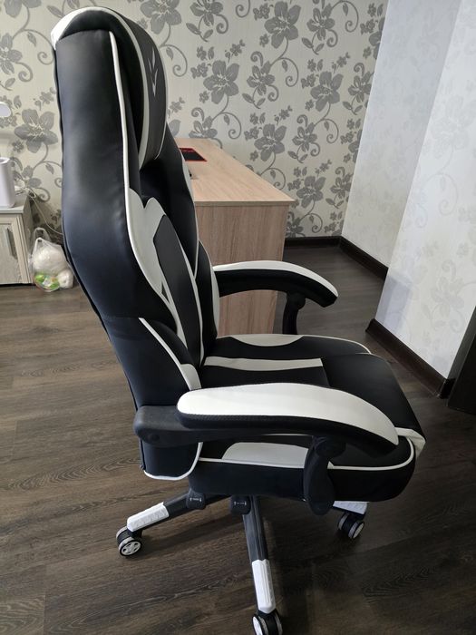 Стул компьютерный