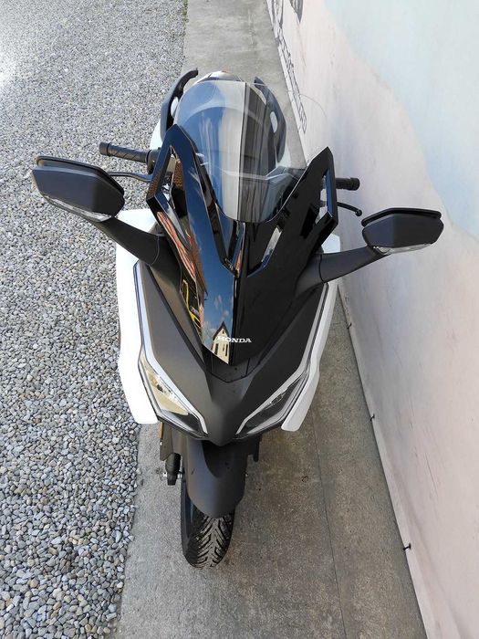 Scuter Honda Forza 125 ABS 2025 | Rate | Leasing