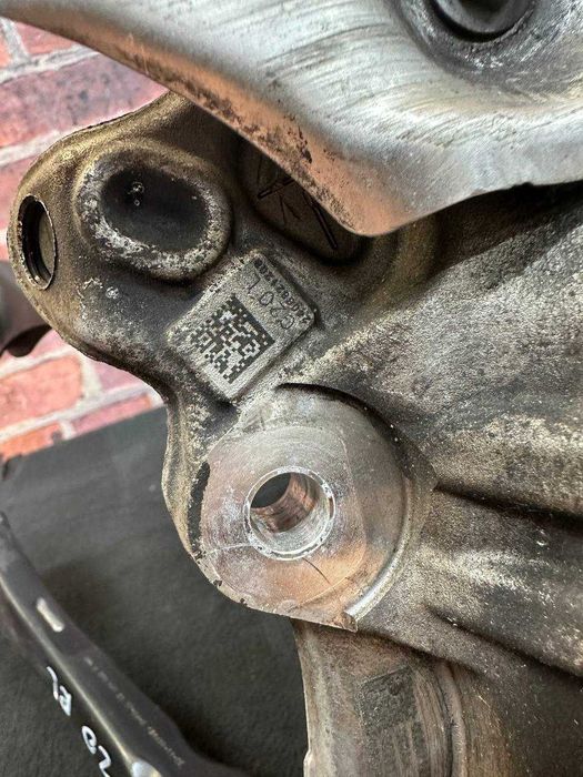 Fuzeta stângă spate BMW g20