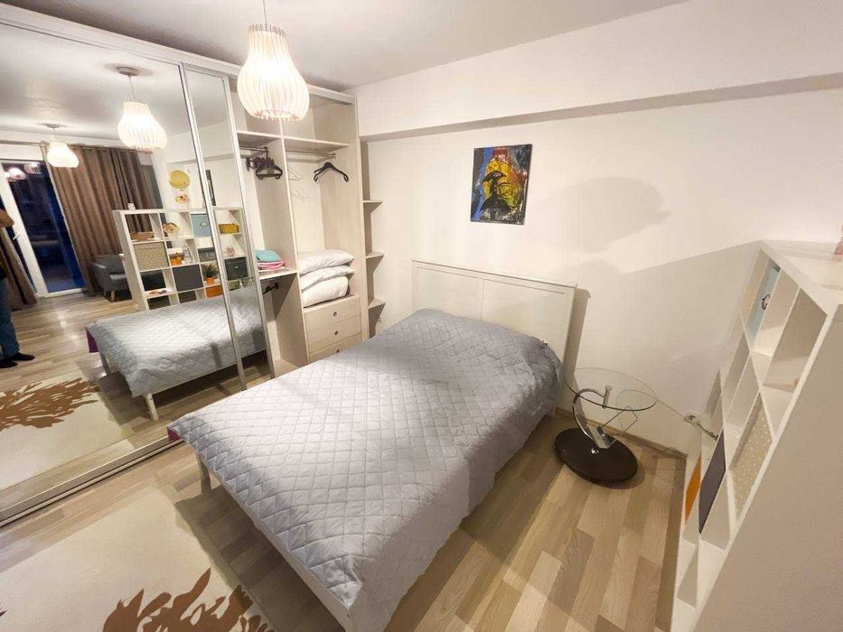 Închiriez garsonieră mare in Style Residence2