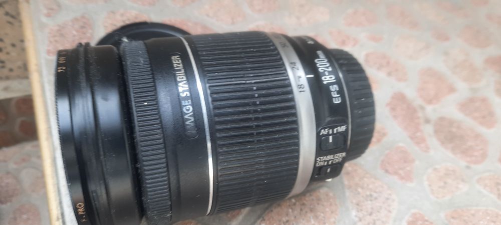 Фотообектив Canon efs 18-200mm със Стабилизатор АвтоФокус Нов Модел