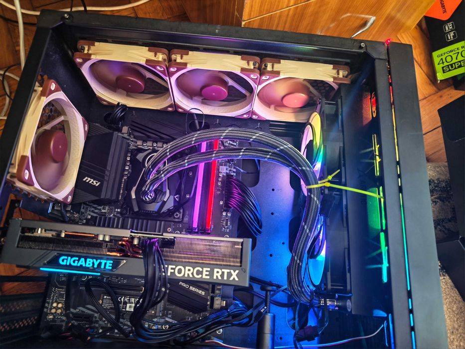 Placa video Gigabyte RTX 4070 TI Eagle OC 16G
