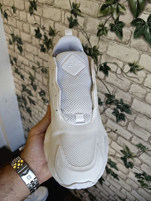 Reebok HEXALITE white