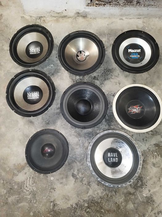 Difuzoare / boxe diferite dimensiuni 6 - 12'' Difuzoare bass etc