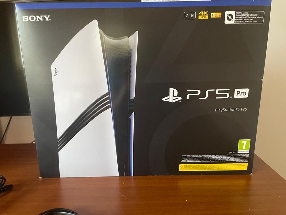 Ps5 pro full Set cu garanție+controller edge în stare foarte bună