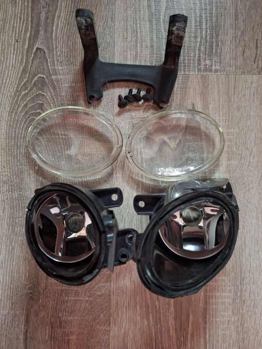 Комплект решетки+халогени за пасат б6