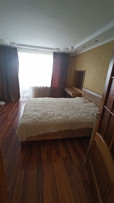 Спальный гарнитур современный