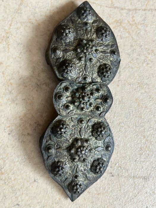 Сребърни и Бронзови Пафти